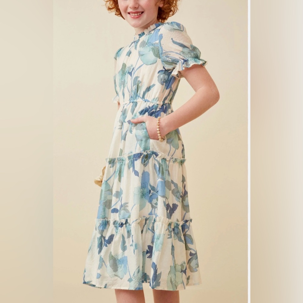 Hayden Girls Textured Floral Ruffle Neck Short Sleeve Dress Size Small
